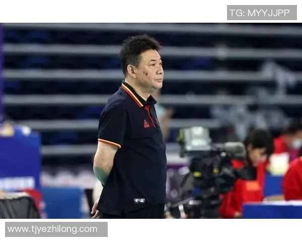 陈伟专访:从排球新星到传奇教练的心路历程与成长故事